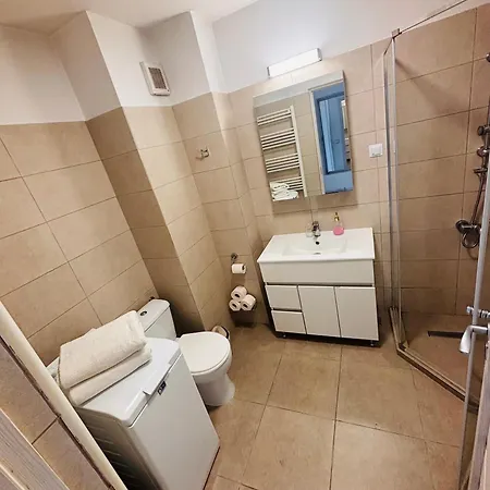 Mio 1 Apartman *